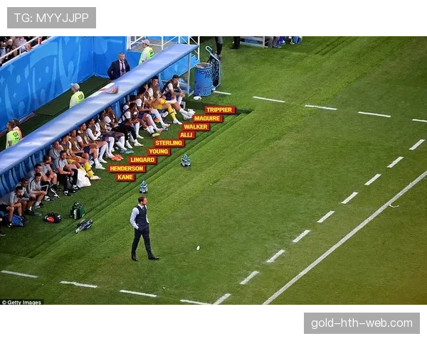 球员装备规则详解：哪些物品符合裁判判罚标准？